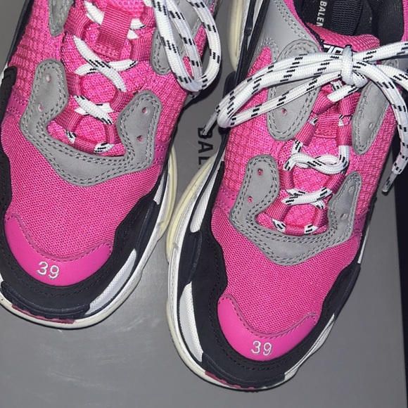 Balenciaga pink triple S sneaker - Picture 4 of 8